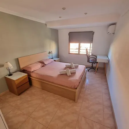 Cozy & Bright Flat At The Entrance Of Old Valenza